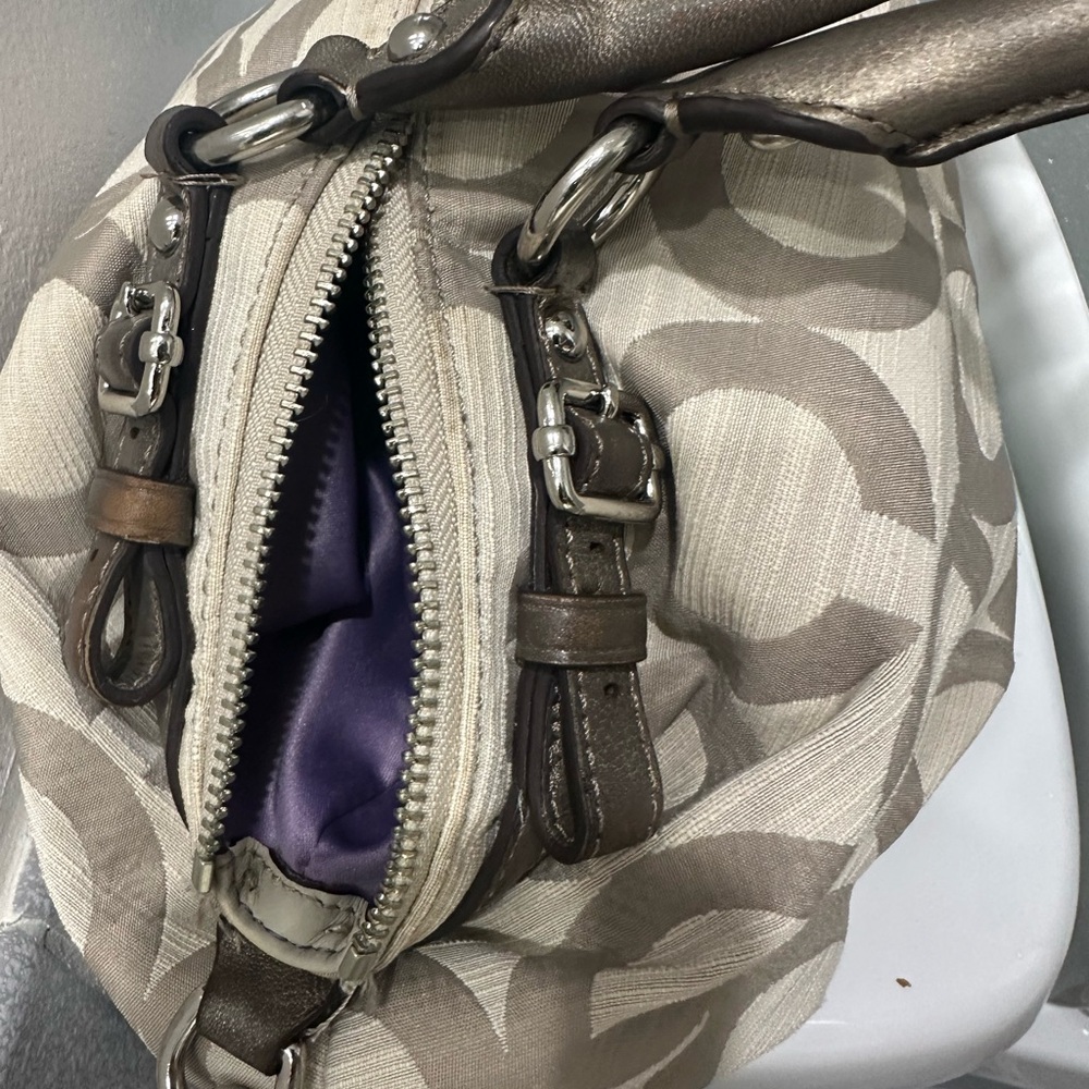 Coach Madison B1182-17000 Khaki Satchel Bag - Picture 3 of 11